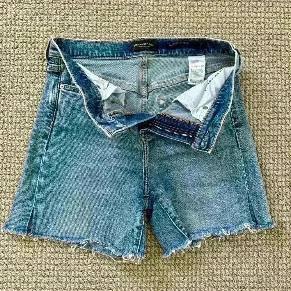 Banana Republic High Rise Wide Leg Crop Shorts Size 27